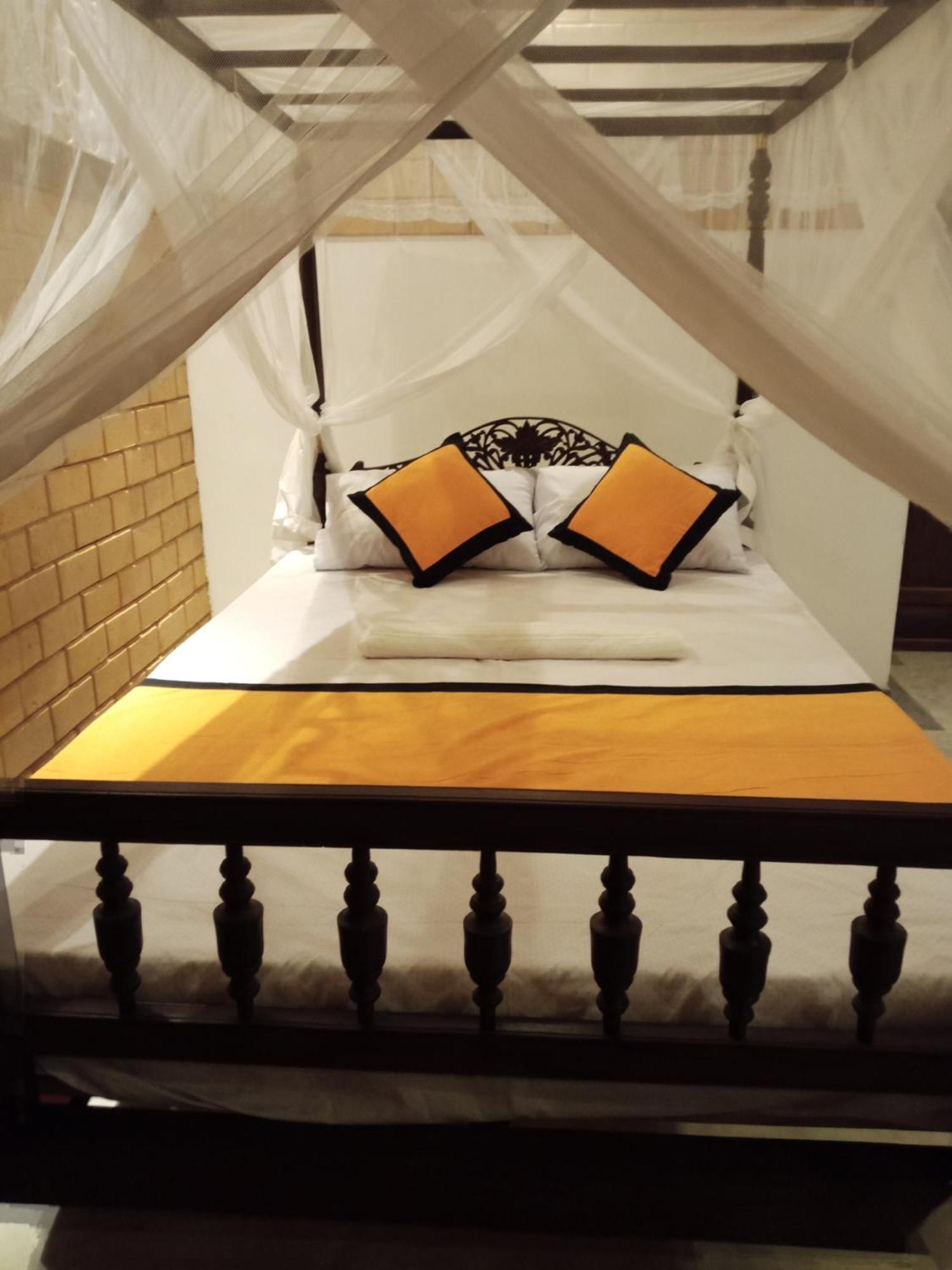 Hotel The Brick Wonder Habaraduwa Central Esterno foto