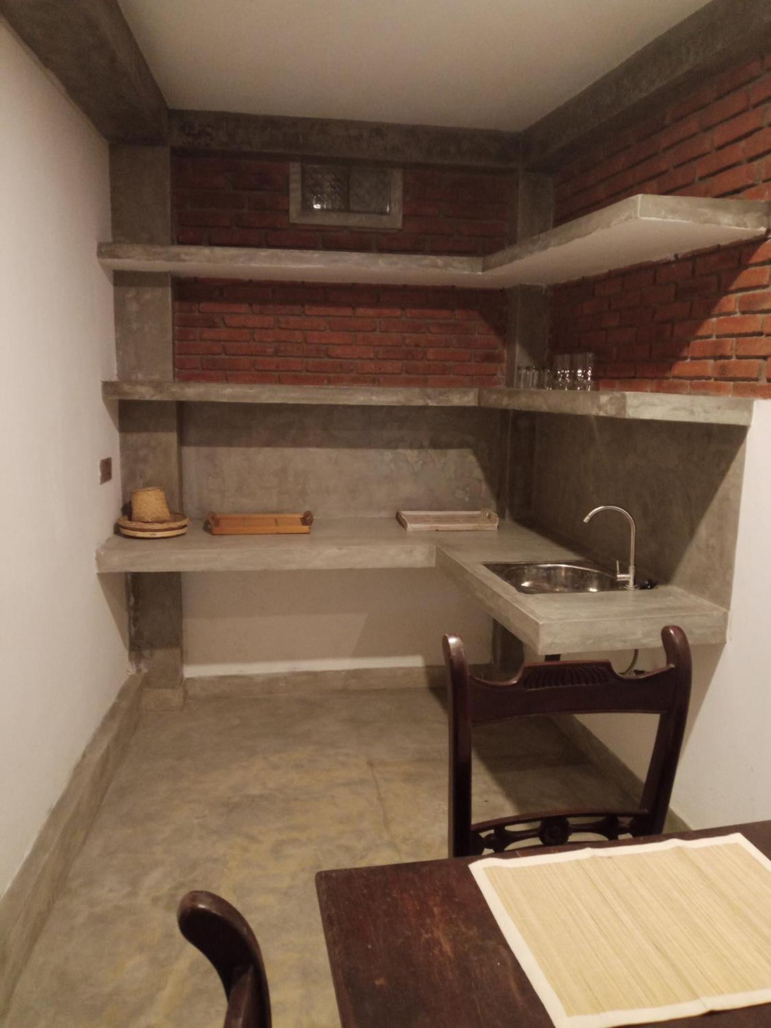 Hotel The Brick Wonder Habaraduwa Central Esterno foto