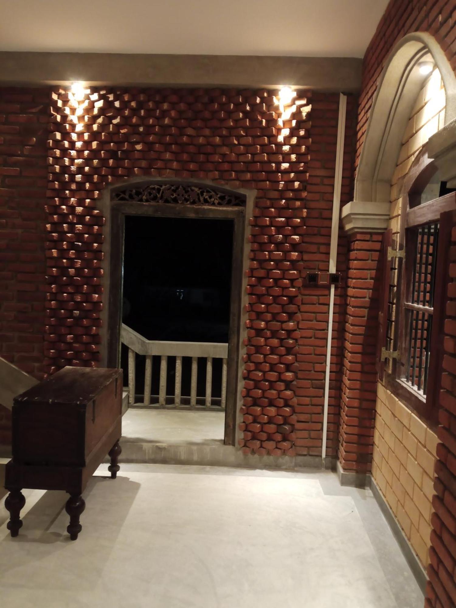 Hotel The Brick Wonder Habaraduwa Central Esterno foto