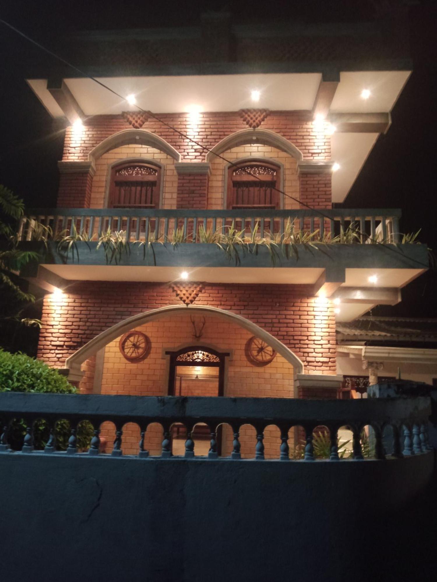 Hotel The Brick Wonder Habaraduwa Central Esterno foto